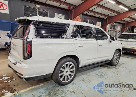 2021 Cadillac Escalade Premium Luxury Platinum z USA, uszkodzony, nr VIN 1GYS4DKL2MR232400